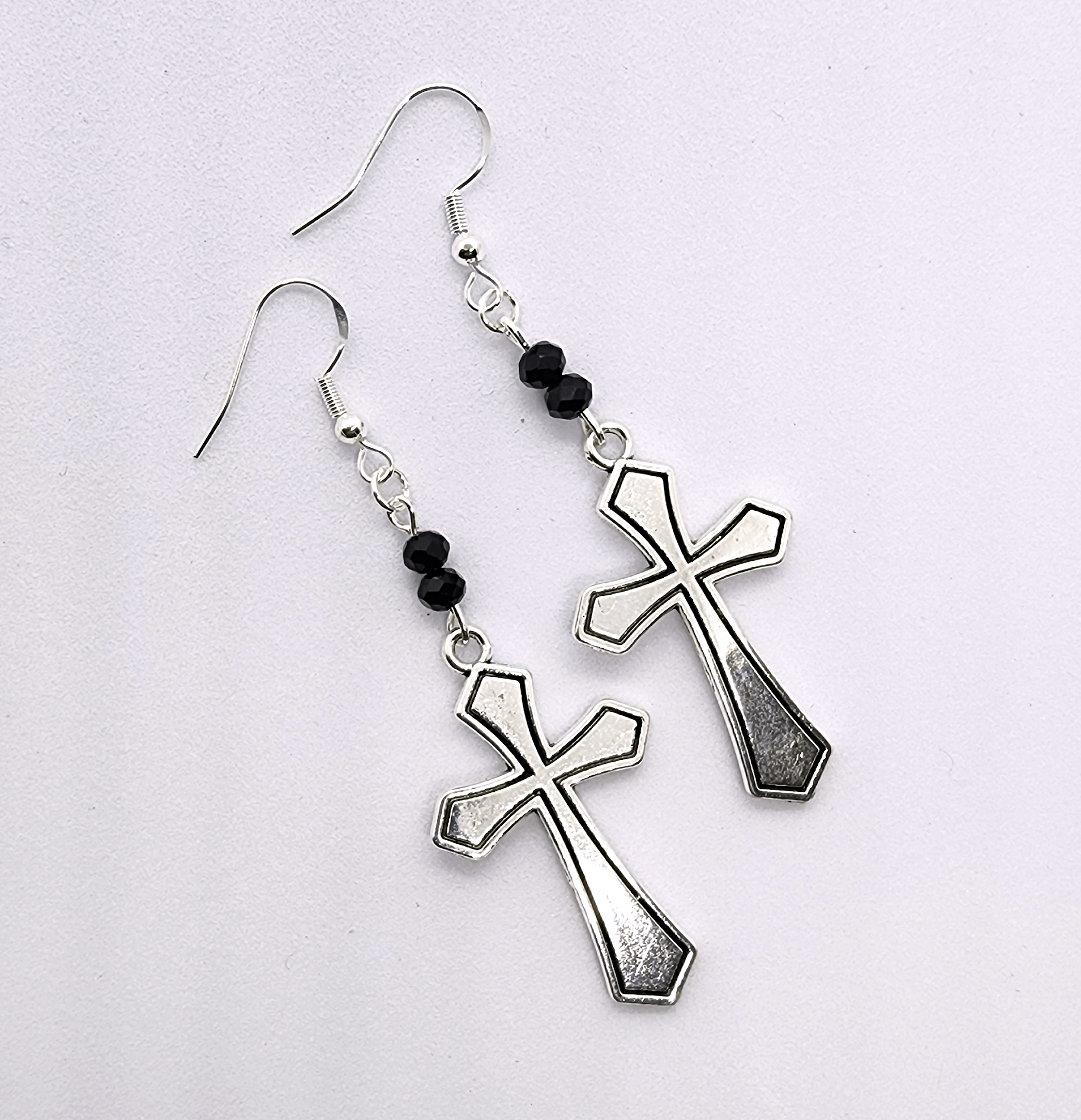glass_bead_cross_2