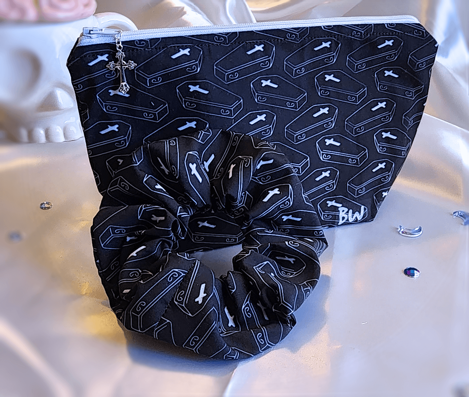 coffin_cosmetic_bag